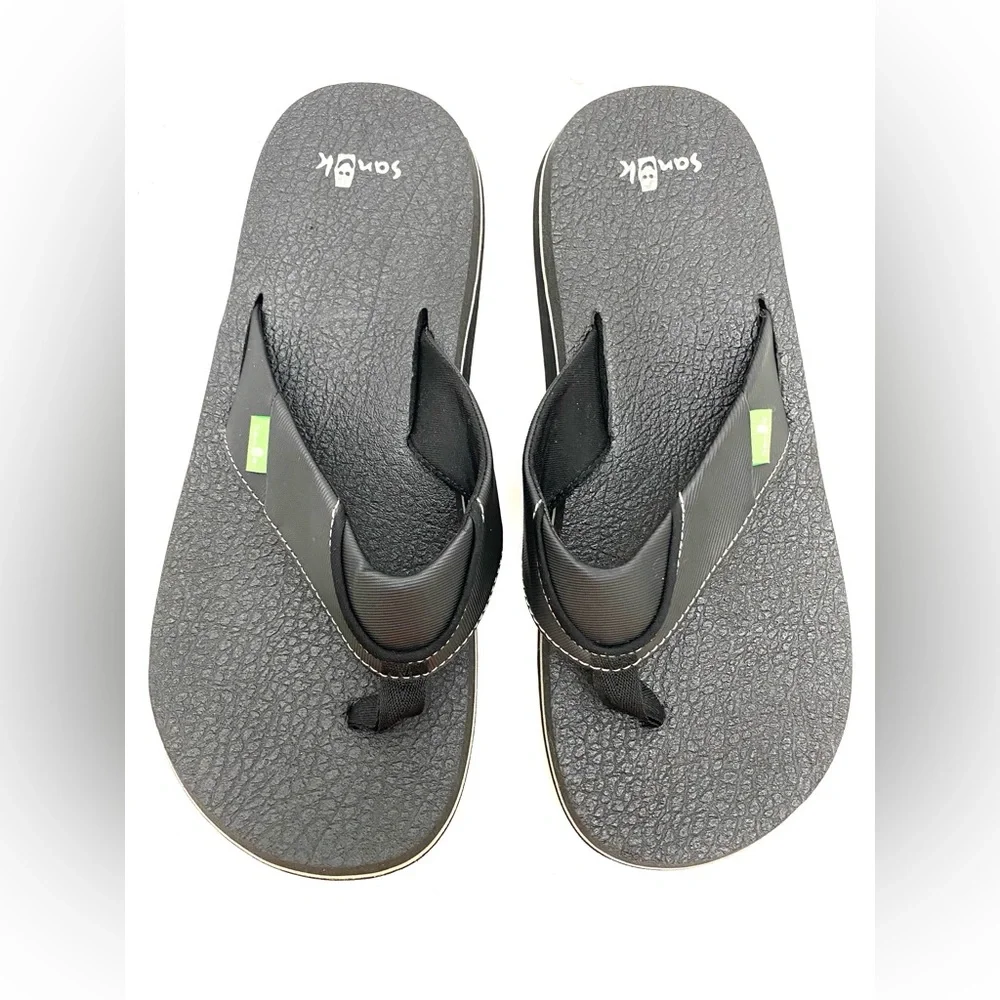 Sanuk brand description